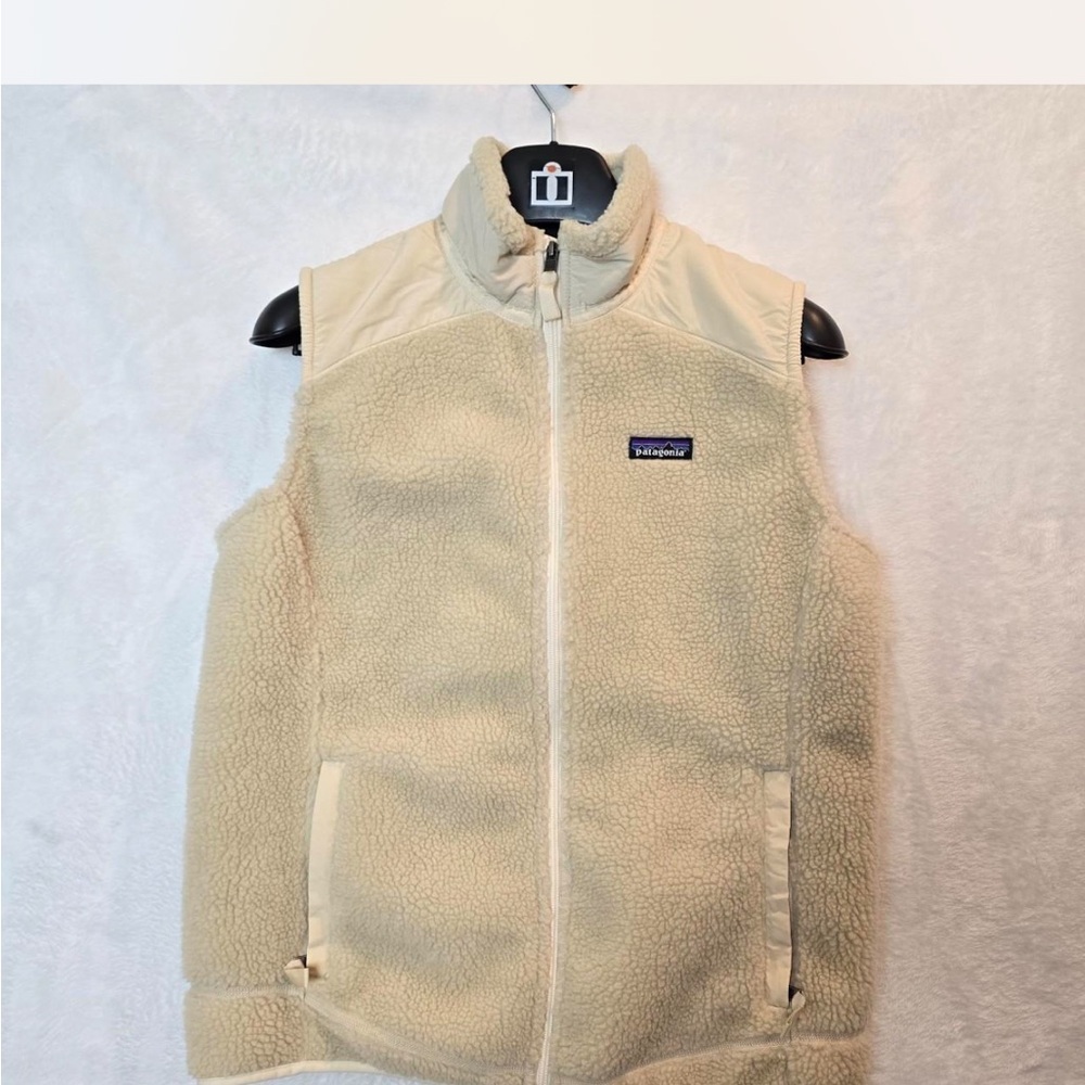 Patagonia Beige Fleece Vest